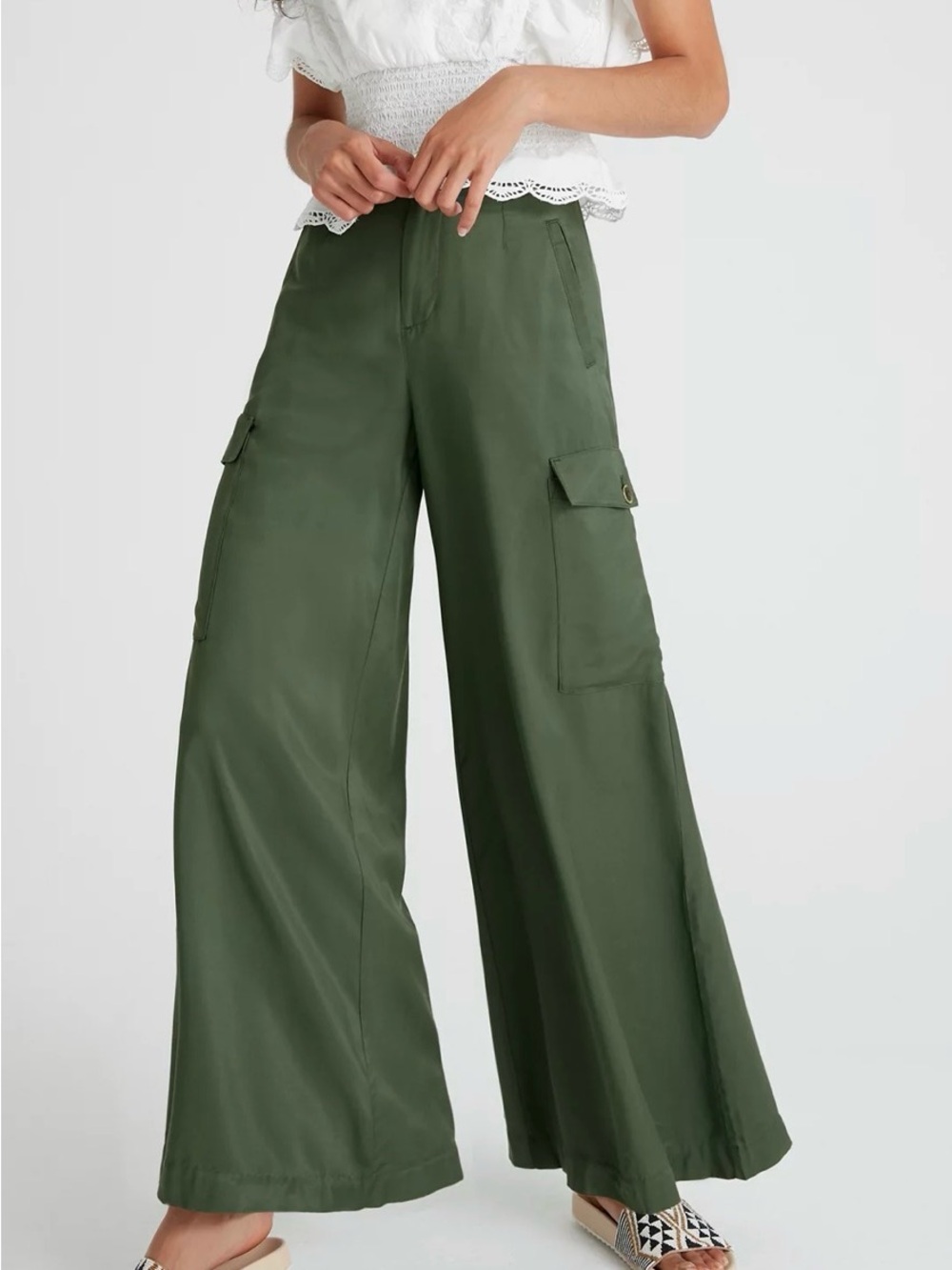 Maeve Anthropologie Wide-Leg Utility Green Cargo Pants - Size 6P